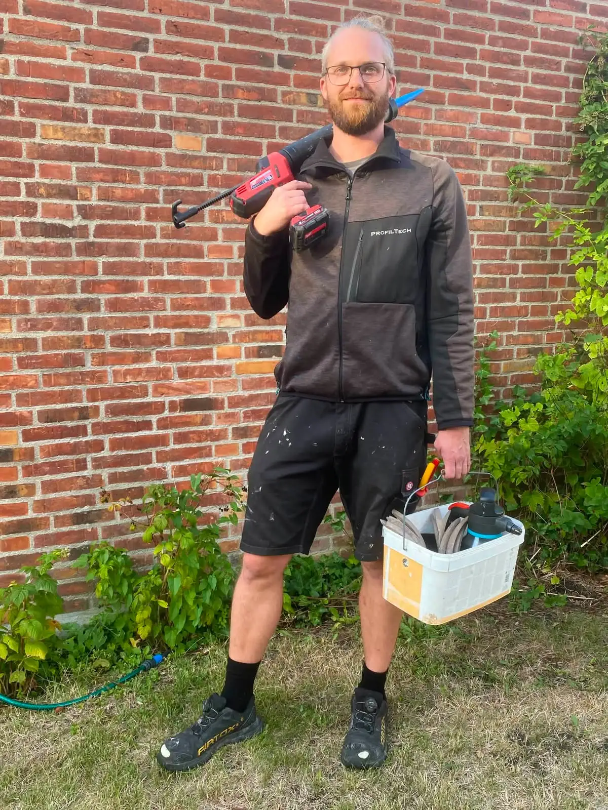 Jonas, indehaver af Nordisk Fugeservice